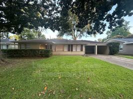 featured image of 223 Justin Ave