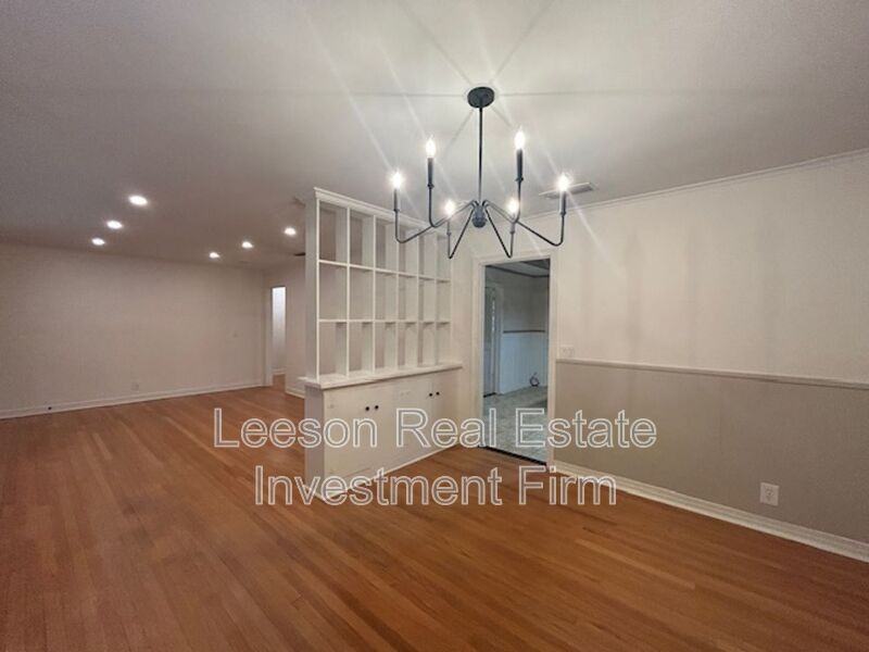 223 Justin Ave - Photo 6 of 20