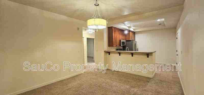 8078 Ne Miriam Way - Photo 3 of 18
