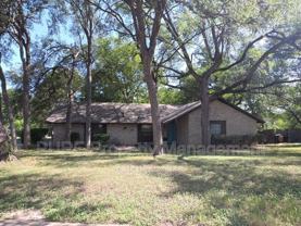3000 Lakeside Dr - Photo 1 of 1