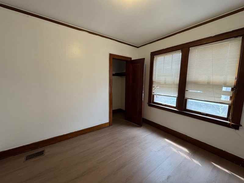 11125 Cloverlawn St - Photo 5 of 16