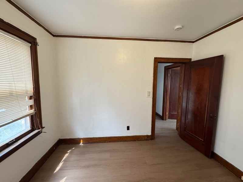 11125 Cloverlawn St - Photo 7 of 16