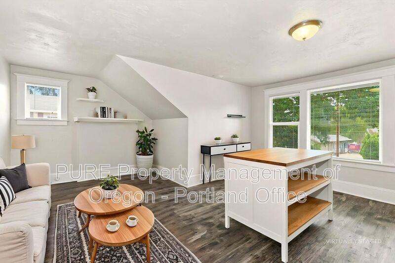 5257 N Harvard St #2