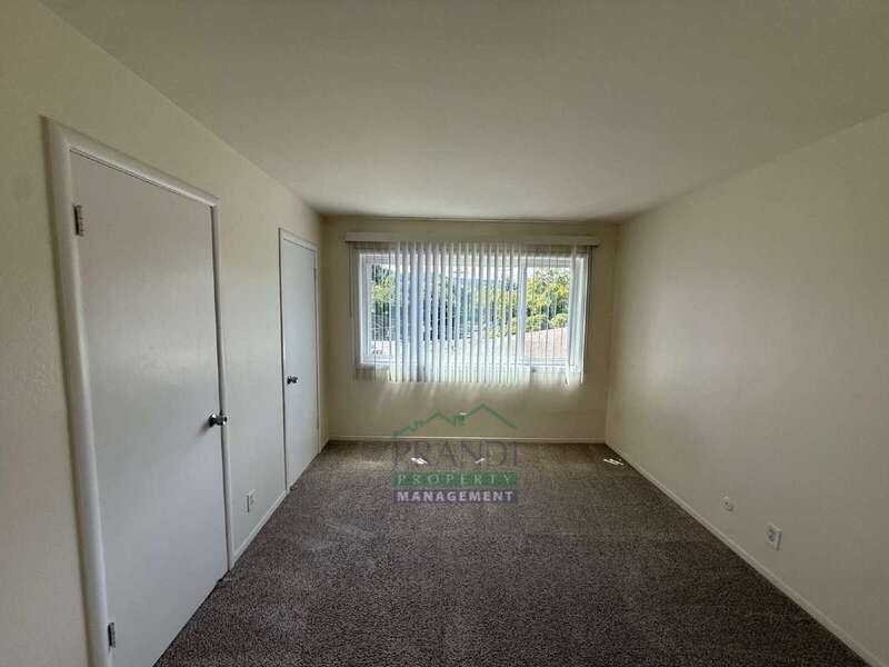 1208 Sir Francis Drake Blvd #14 - Photo 4 of 8