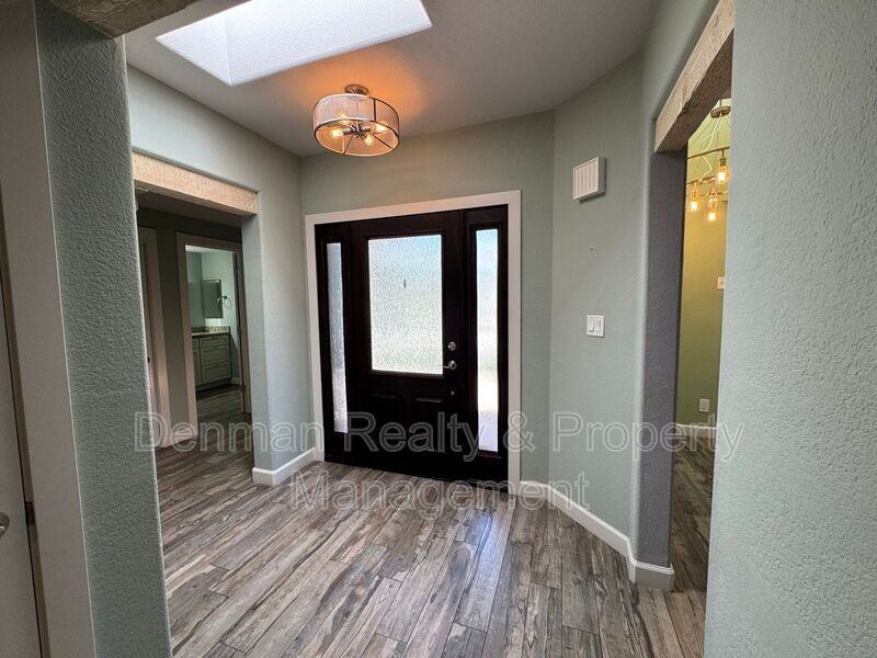 8100 E Camelback Rd #14 - Photo 5 of 35