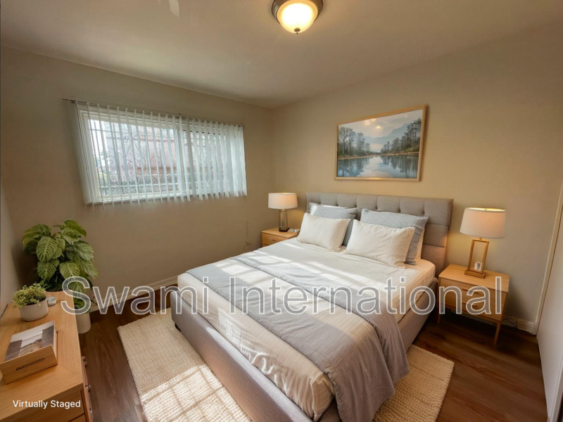 724 W 80th St - Photo 2 of 24