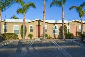 featured image of 1263 S Oxnard Blvd #2