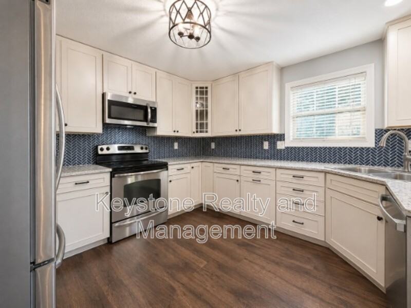 3329 Melissa Ln - Photo 2 of 17