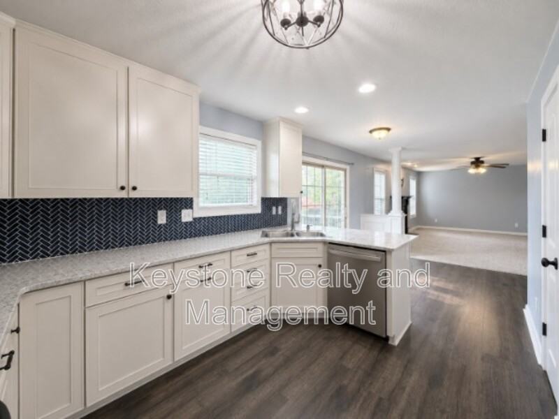 3329 Melissa Ln - Photo 3 of 17