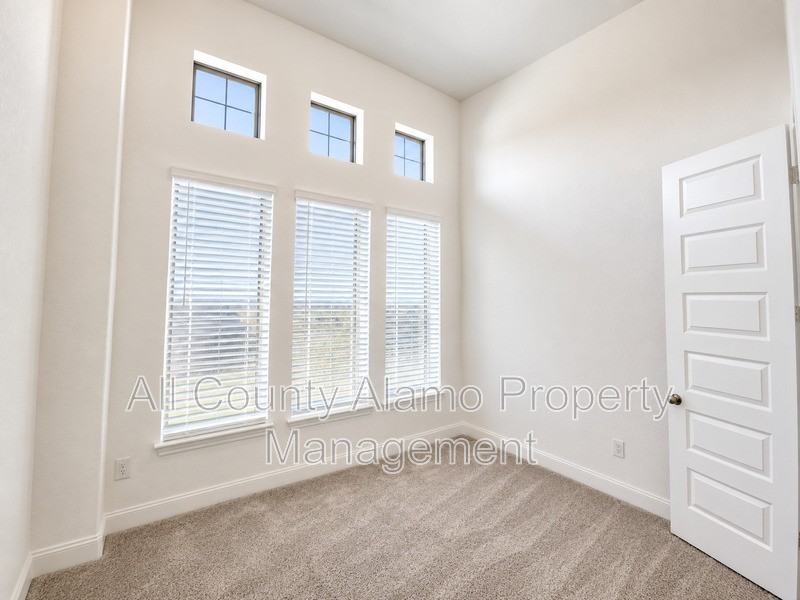 335 Alpine Lks - Photo 5 of 29