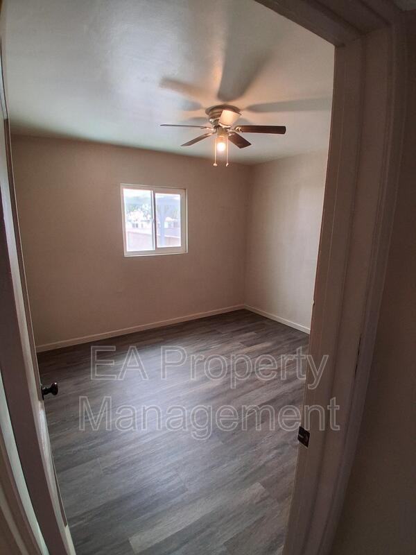 8910 Fairbanks Rd Ne - Photo 6 of 10