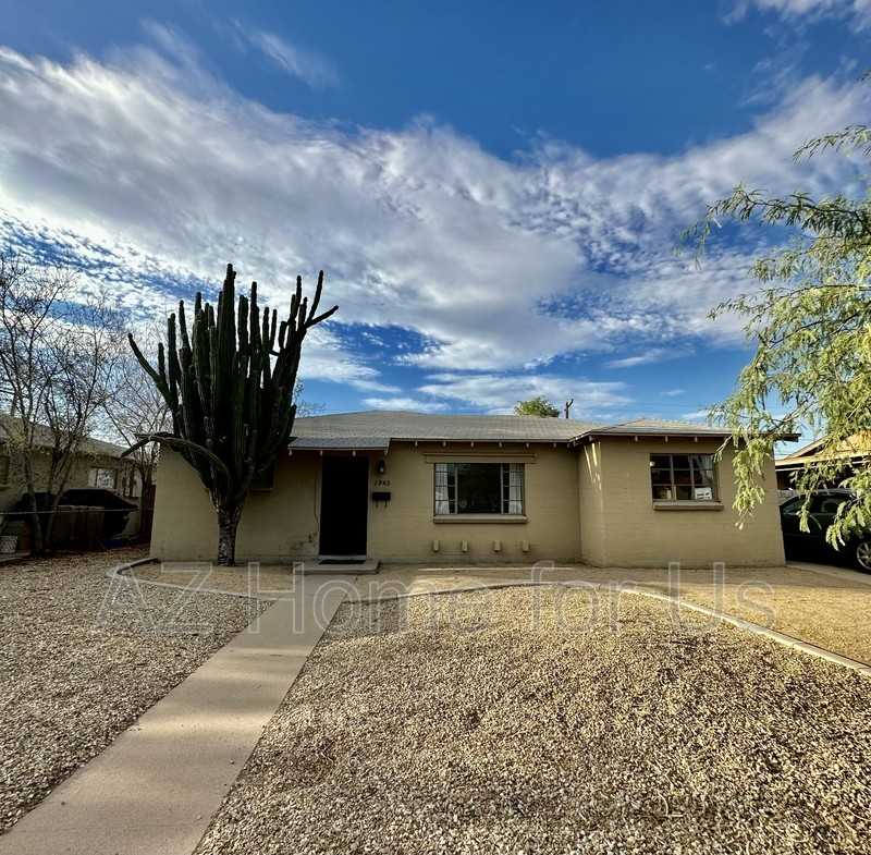 2942 W Butler Dr - Photo 2 of 14