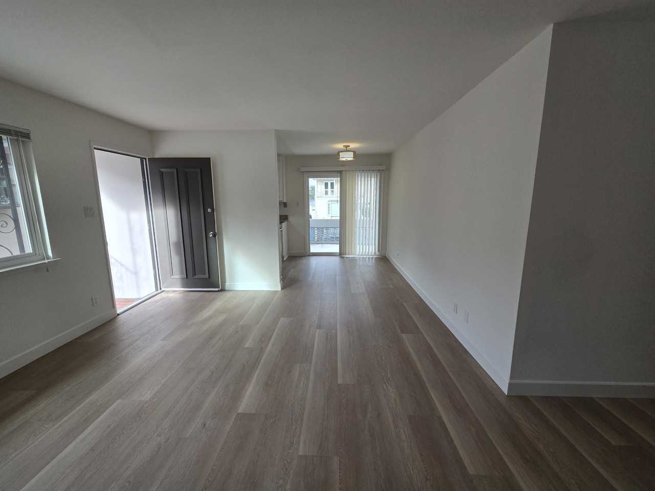 910 Academy Ave - Photo 5 of 18