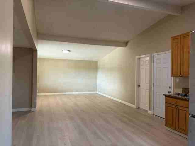1782 Bainbridge St - Photo 4 of 7