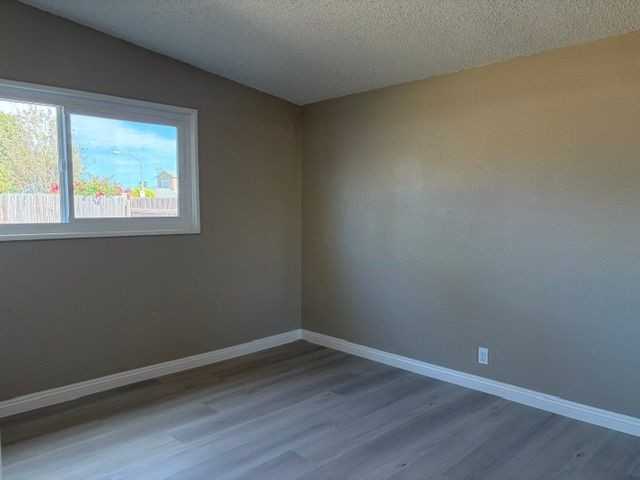 1782 Bainbridge St - Photo 7 of 7