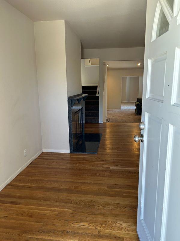 399 Jaycee Dr - Photo 2 of 26