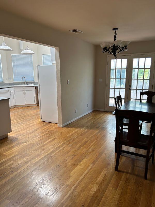 399 Jaycee Dr - Photo 5 of 26