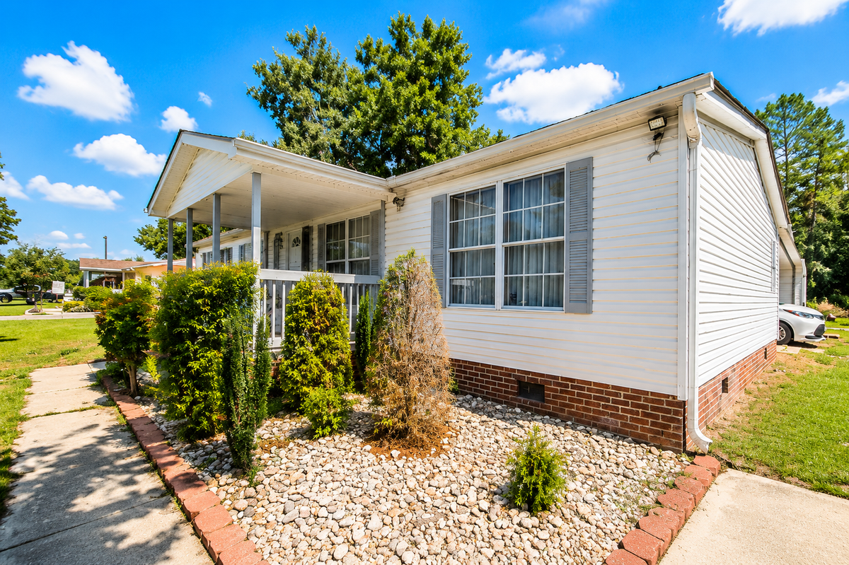 3513 Sandpiper Rd - Photo 2 of 15