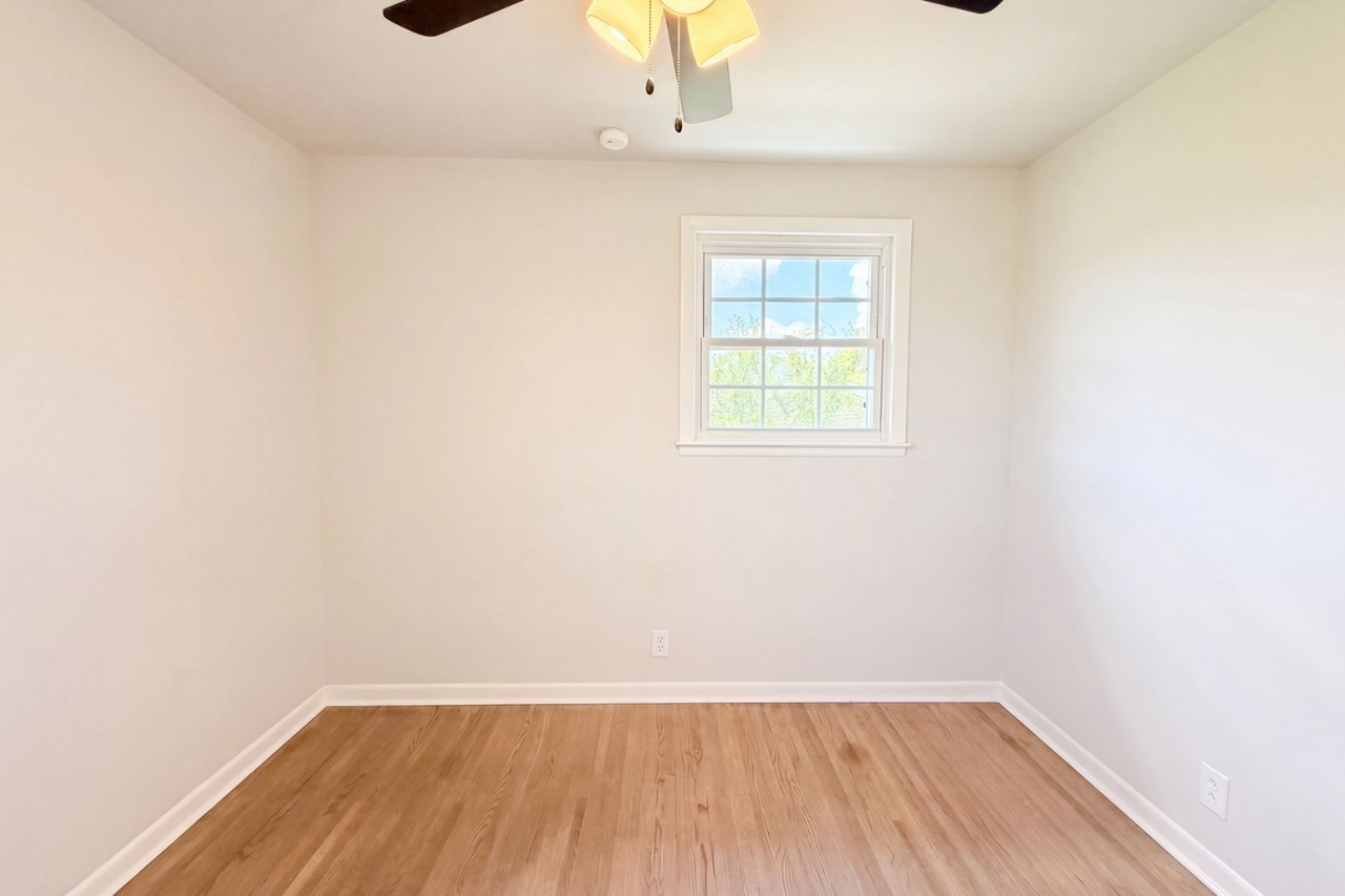 112 Norris Dr - Photo 3 of 14