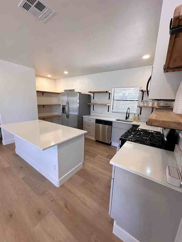 34 N Penny Pl - Photo 3 of 10