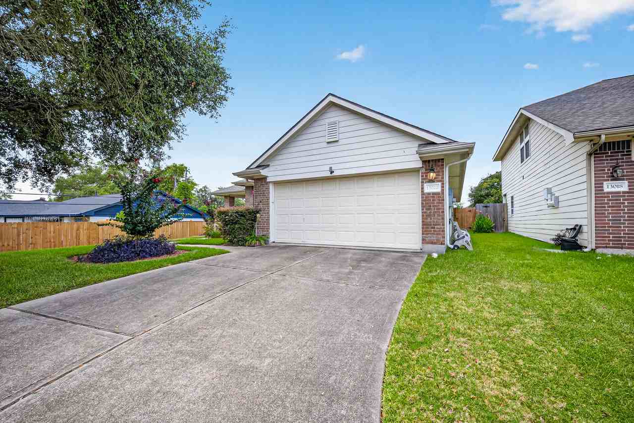 13022 Cherton Ct - Photo 2 of 13