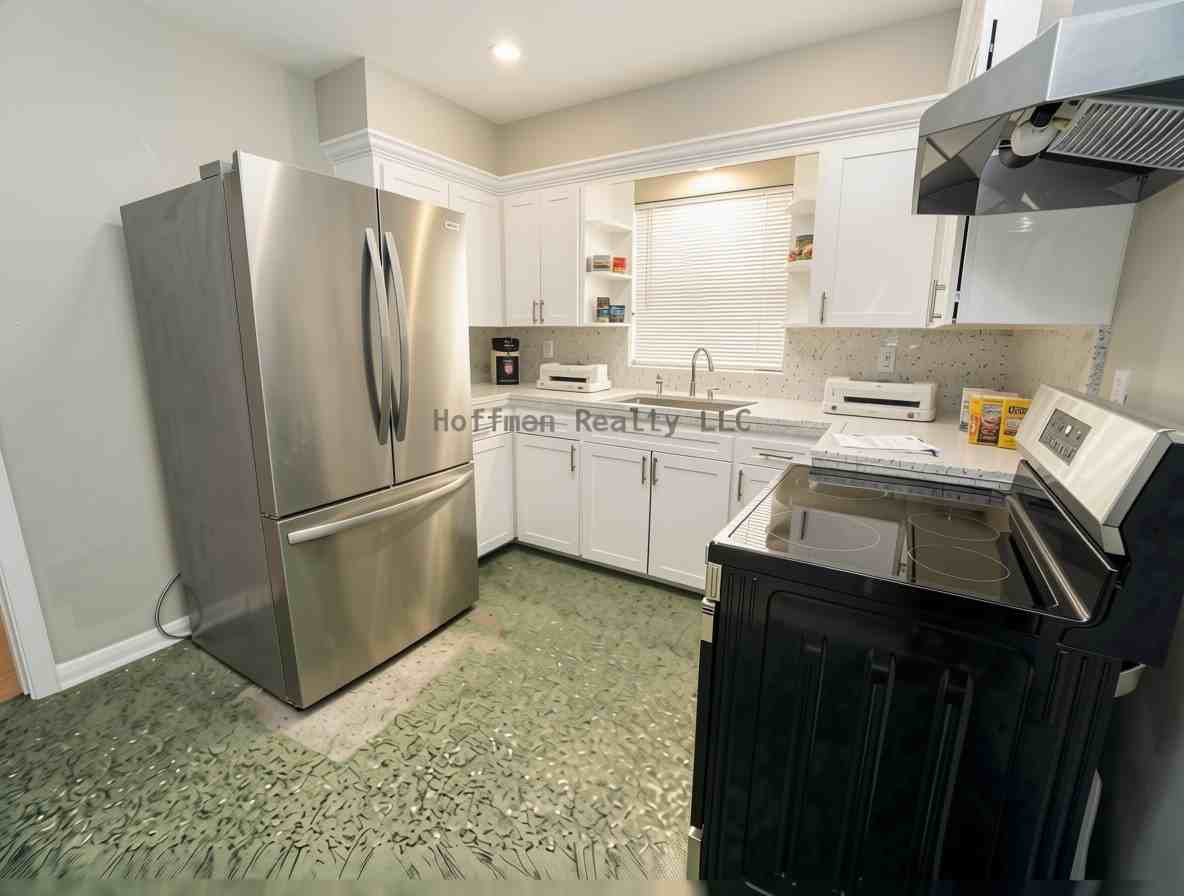 206 S West Shore Blvd - Photo 4 of 25