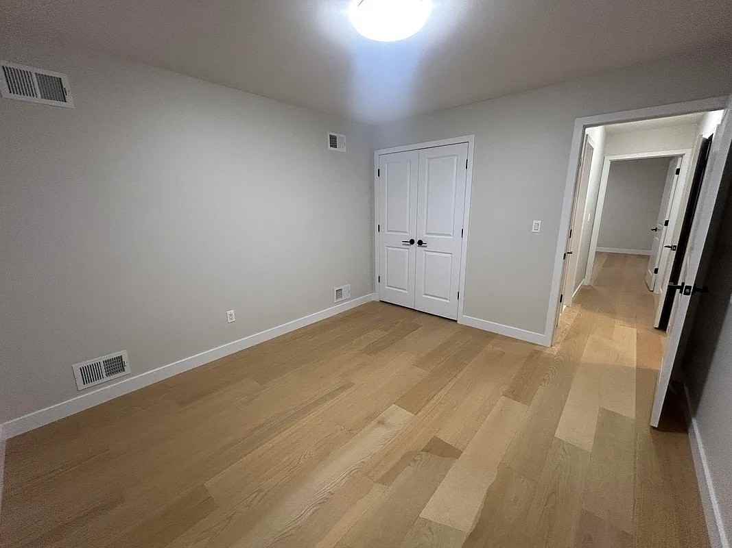 33 Gower St - Photo 5 of 17