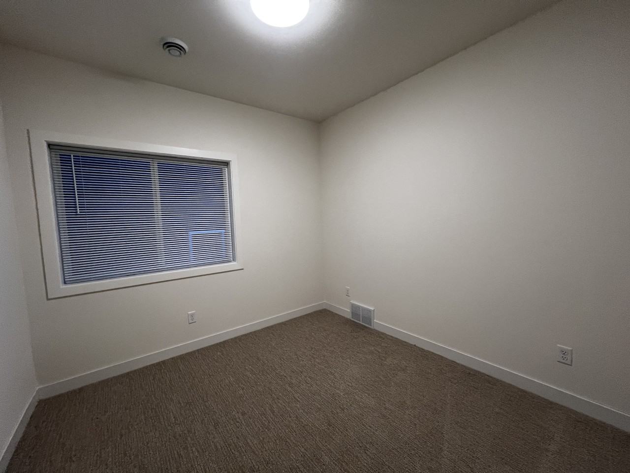 6751 66th Ave S - Photo 7 of 20