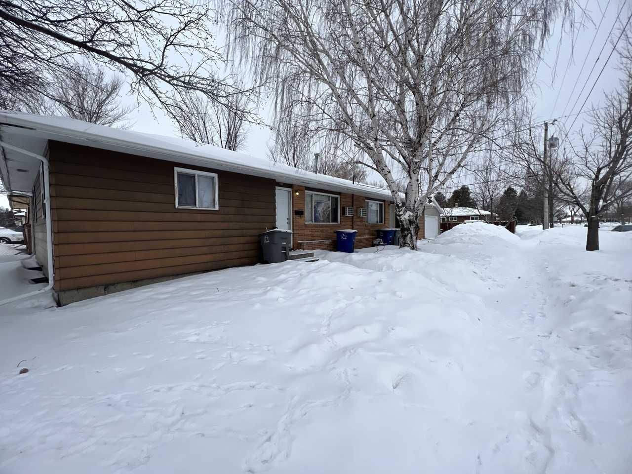 1619-1621 9Th Ave S - Photo 3 of 4