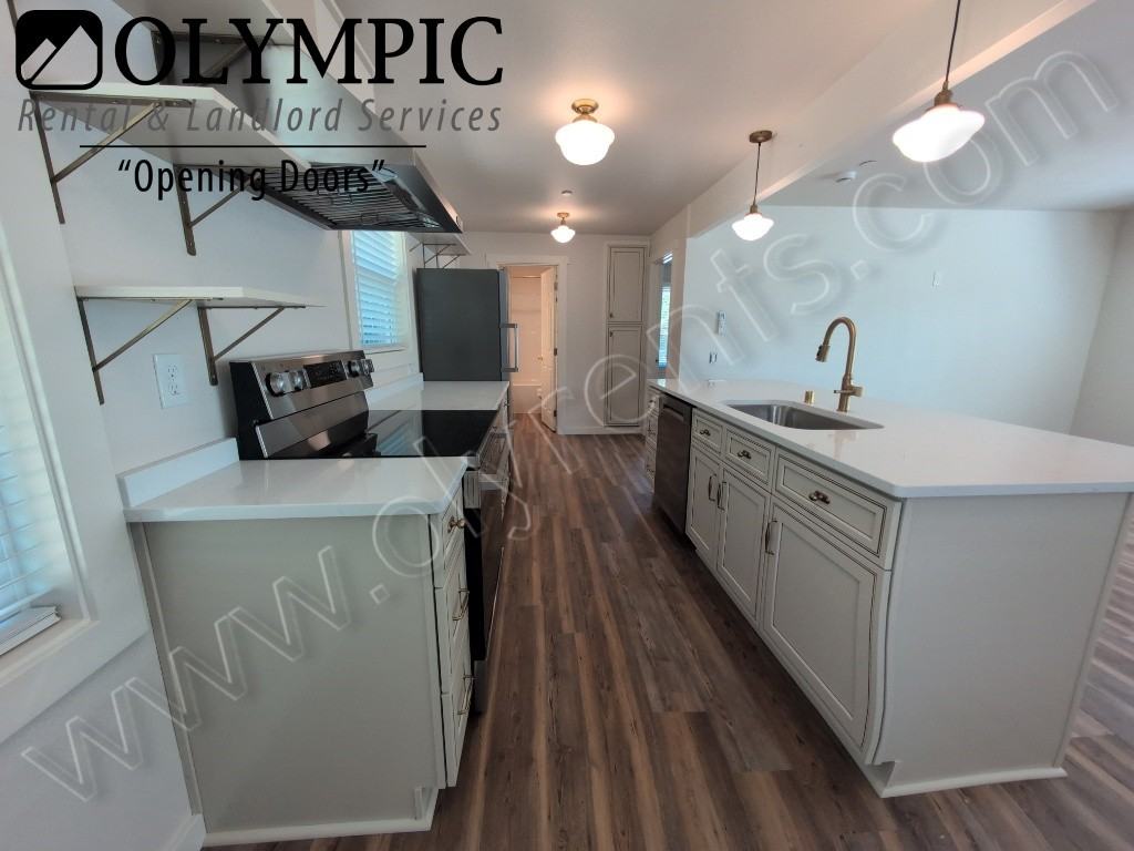 144 Foote St Nw - Photo 5 of 13