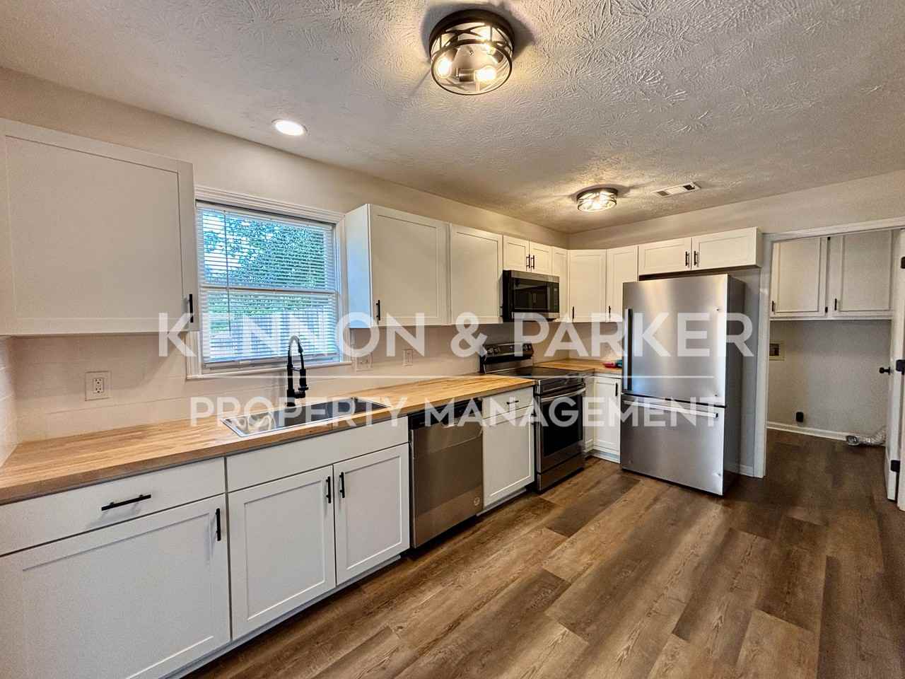 6321 Billings Rd - Photo 3 of 11