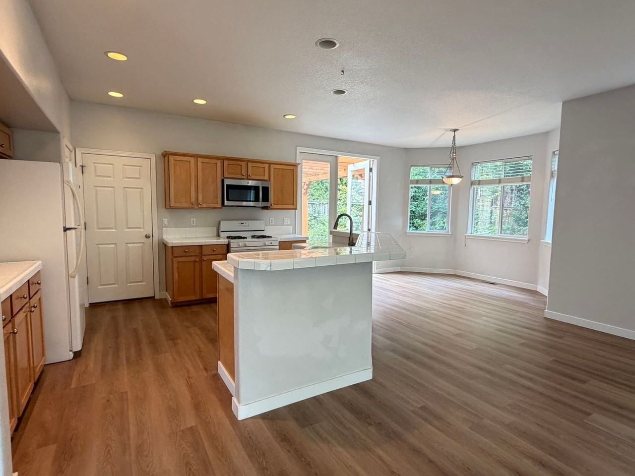 184 Sw 105th Ter - Photo 5 of 29