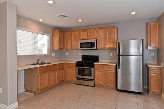 7324 Eddington Ave - Photo 3 of 12