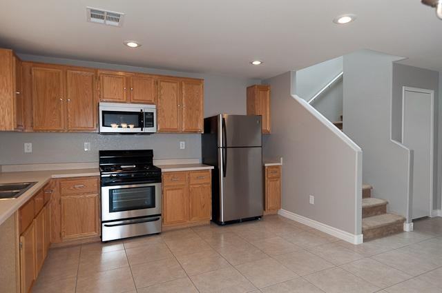 7324 Eddington Ave - Photo 4 of 12