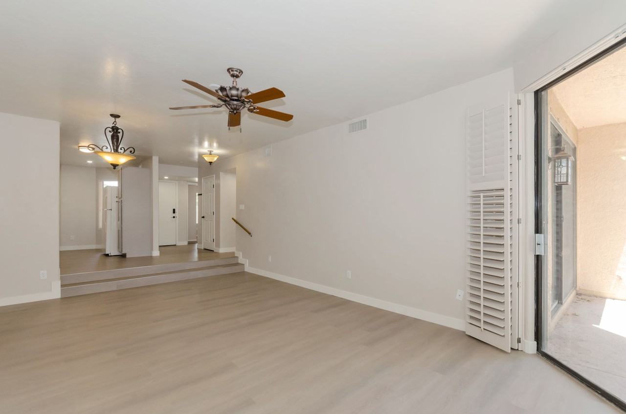 5675 N Camino Esplendora #1105 - Photo 4 of 17