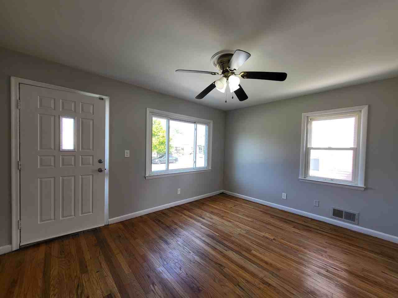 14727 Mulberry St - Photo 6 of 14
