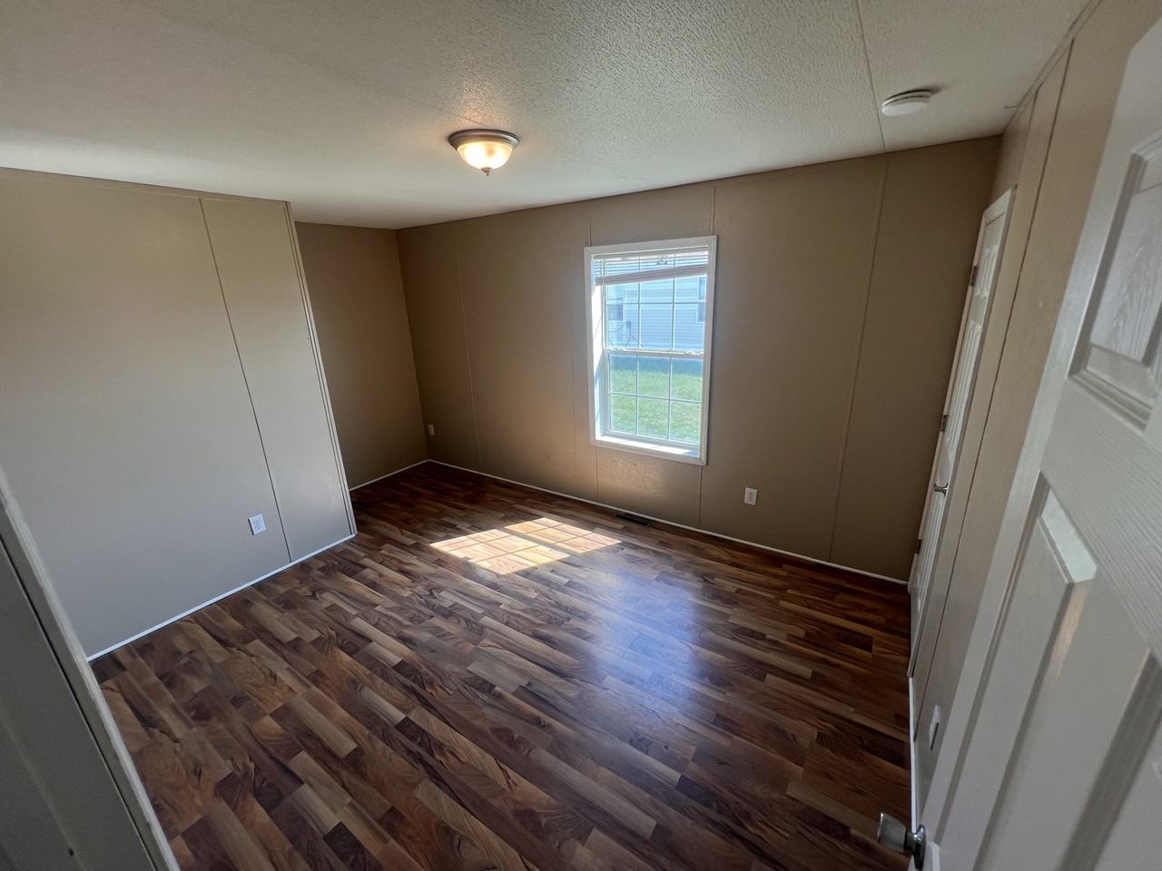 845 Skyview Ln - Photo 4 of 10