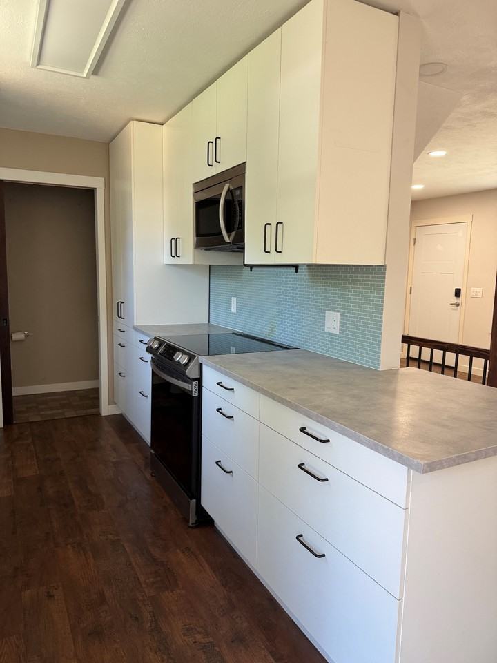 10501 Kline Way - Photo 5 of 16