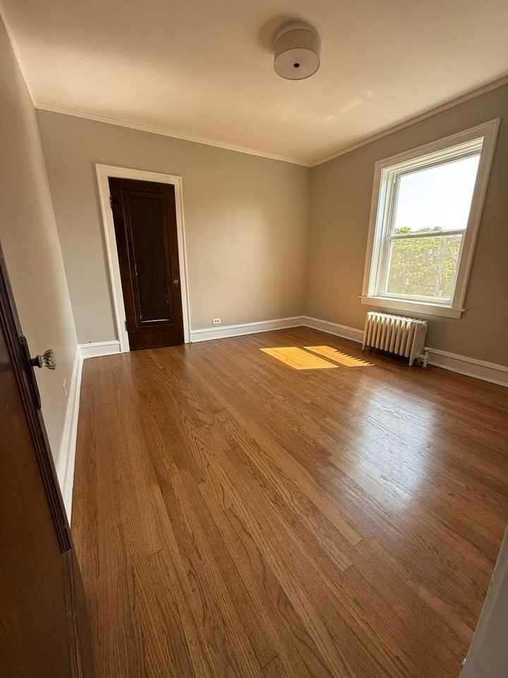 1316 Seward St #3 - Photo 5 of 10