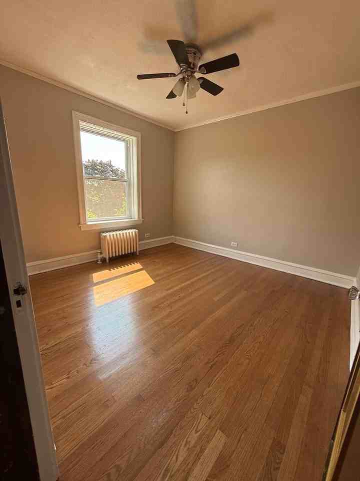 1316 Seward St #3 - Photo 6 of 10
