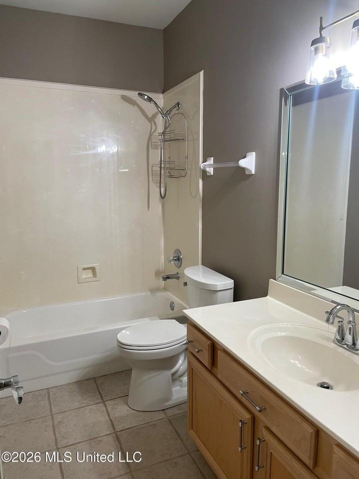 2895 Liverpool Ln - Photo 3 of 19