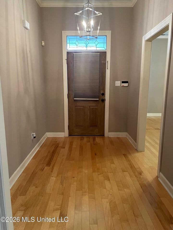 2895 Liverpool Ln - Photo 6 of 19