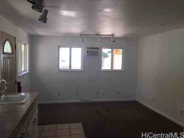 5458 Kalanianaole Hwy - Photo 4 of 7