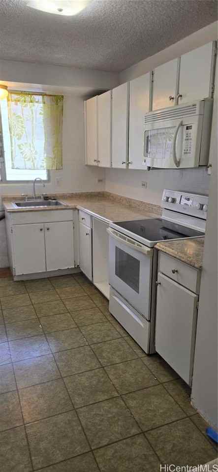 1615 Wilder Ave #2ndFL - Photo 4 of 11