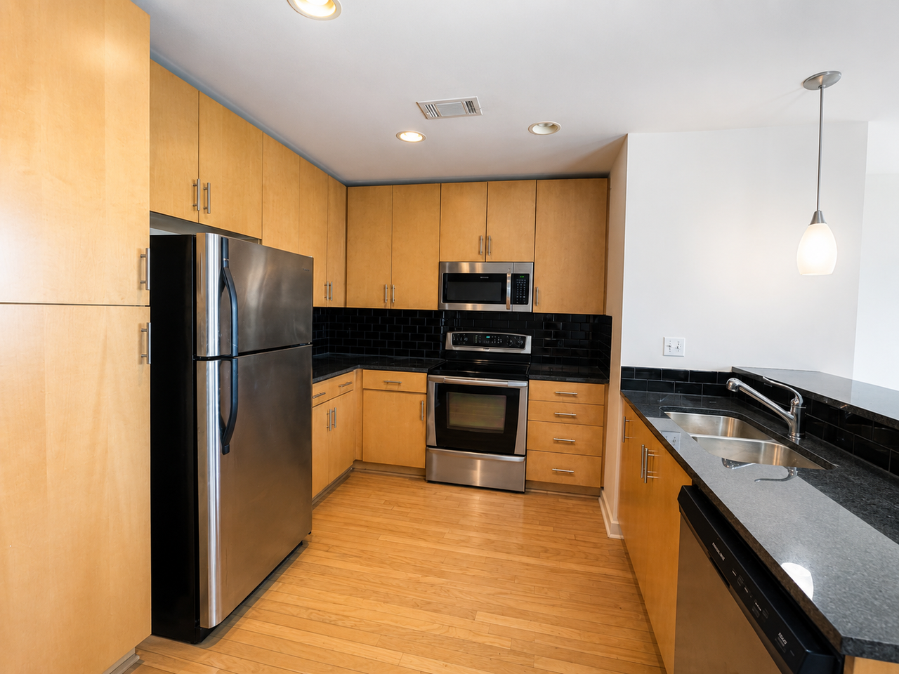 360 Nueces St #2608 - Photo 3 of 37