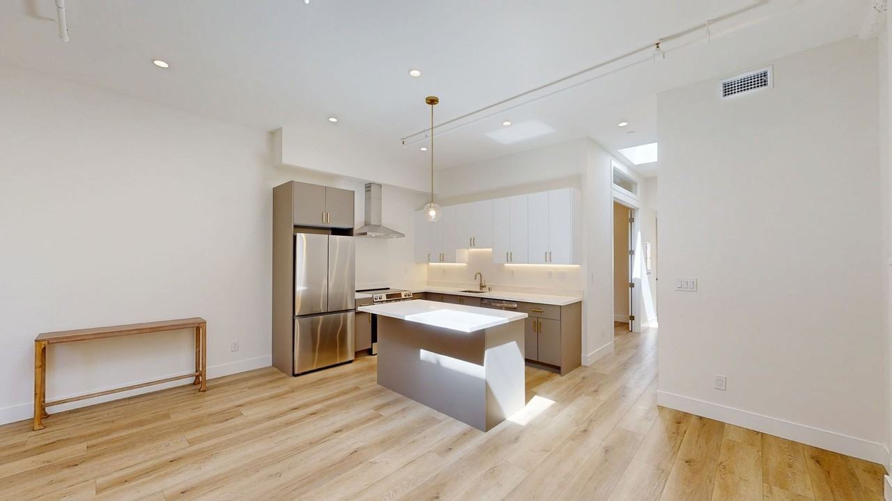 2952-2960 Folsom Street - Photo 2 of 40