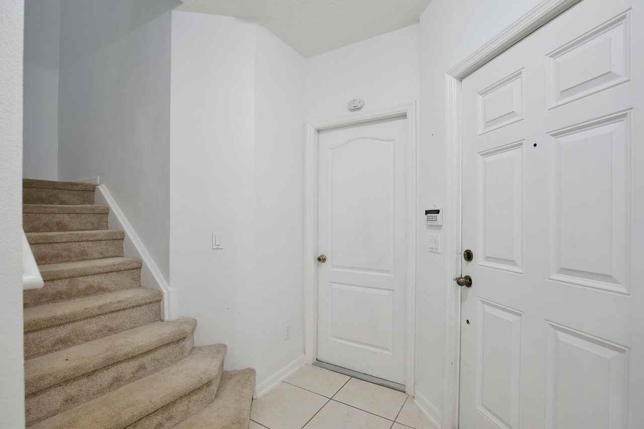 10412 Kiplinger Ln - Photo 2 of 21