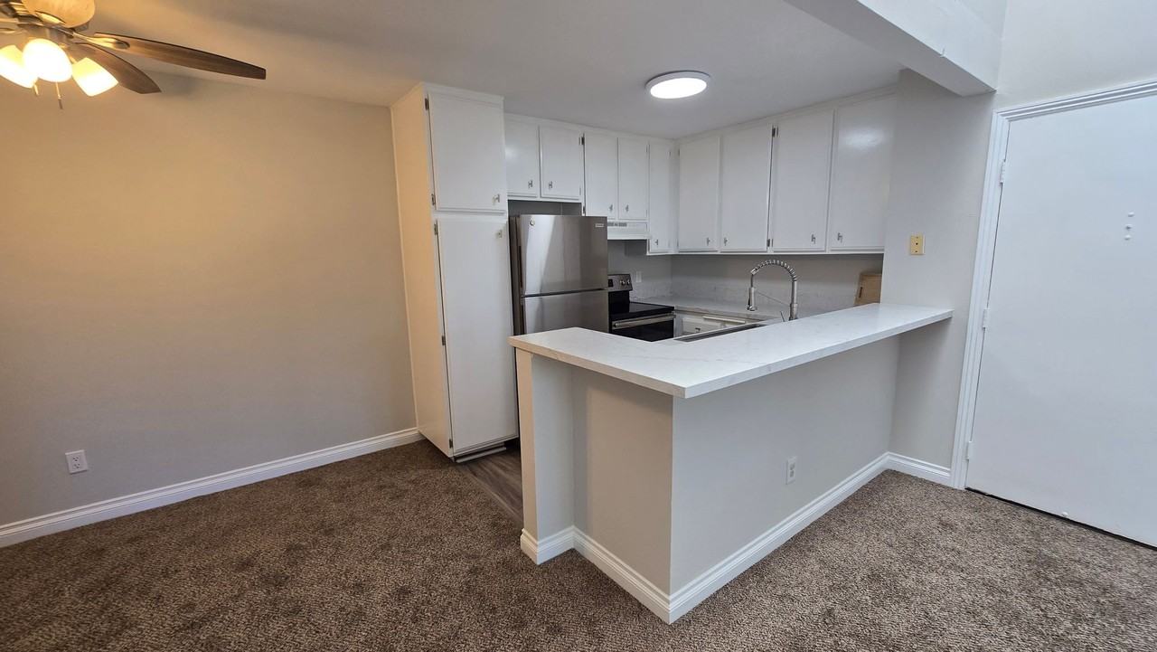 3579 Ruffin Rd #206 - Photo 4 of 17