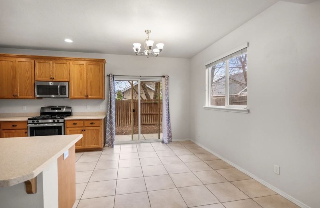 679 Kaitlin Ln #NA - Photo 5 of 17