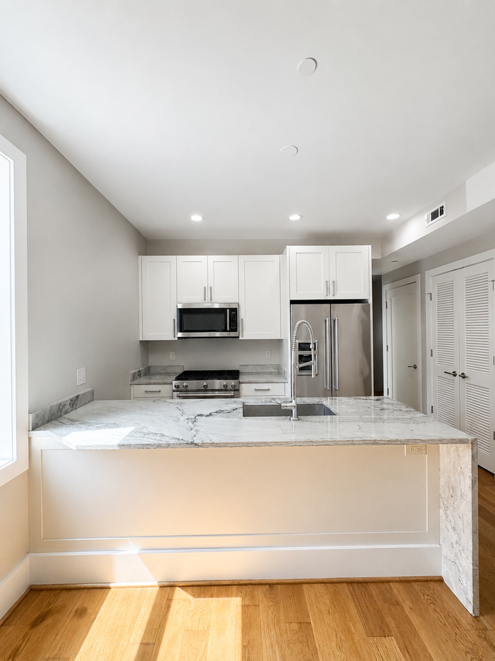 1159 Oates St Ne #1